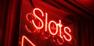 Tampilan antarmuka slot TAR501 yang modern dengan fitur bonus dan free spin
